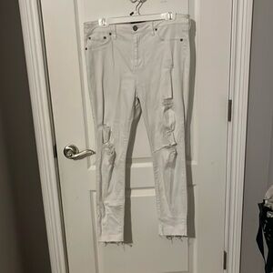 white ripped jeggings